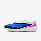 Nike Phantom 6 Low Academy Indoor/Court Soccer Shoes. Nike.com